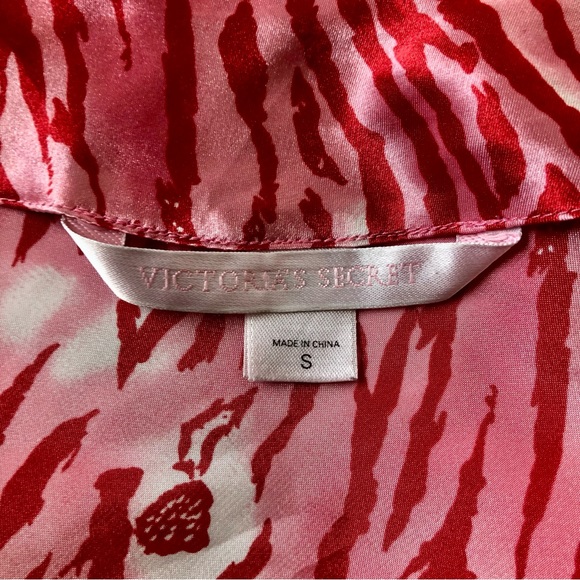 Vintage 2000 Y2K Victoria’s Secret Animal Print Satin Slip Top - Picture 6 of 6